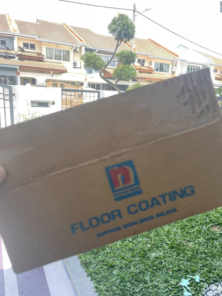 DIY Cat Top Coating Guna Teknik 'Stencil', Berseri Lantai Driveway Rumah! 15 DIY Cat Top Coating Guna Teknik ‘Stencil’, Berseri Lantai Driveway Rumah!