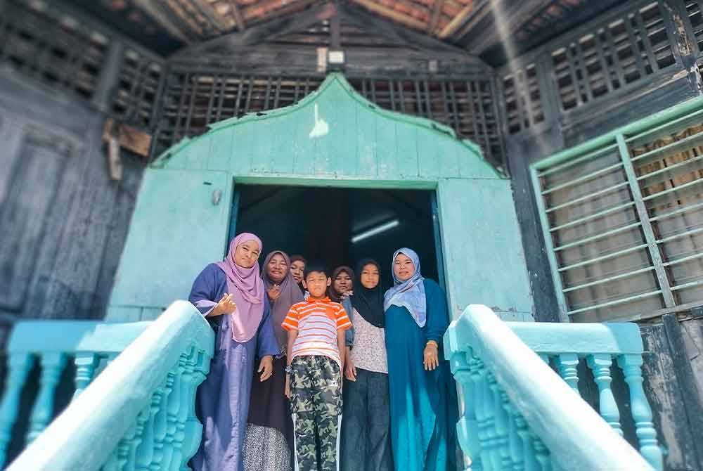 Keutuhan Rumah Warisan 88 Tahun, Dipasak Guna Kayu Cengal & Merbau Tanpa Paku