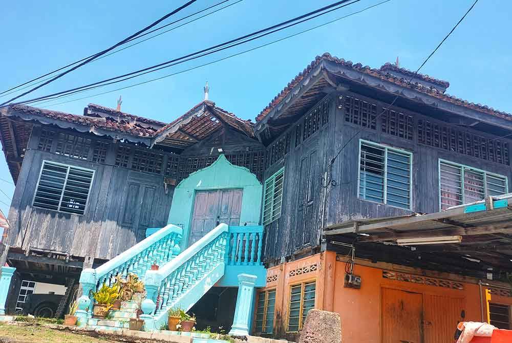 Keutuhan Rumah Warisan 88 Tahun, Dipasak Guna Kayu Cengal & Merbau Tanpa Paku