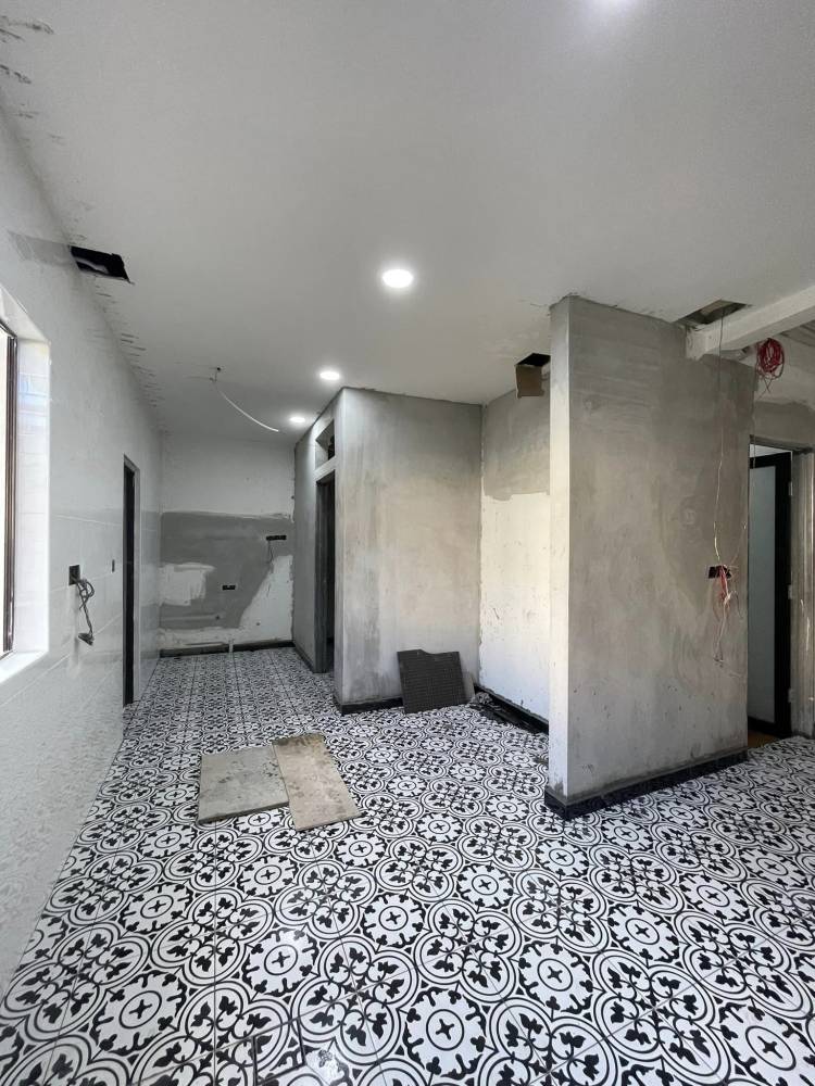 ‘Feature Wall’ Rona Hijau Cantik, Serlahkan Dapur Kecil ‘Vibe Cafe’