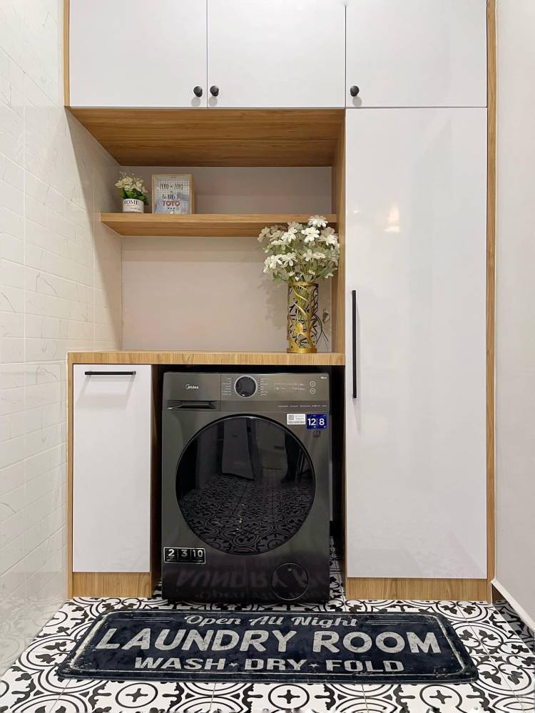 ‘Feature Wall’ Rona Hijau Cantik, Serlahkan Dapur Kecil ‘Vibe Cafe’