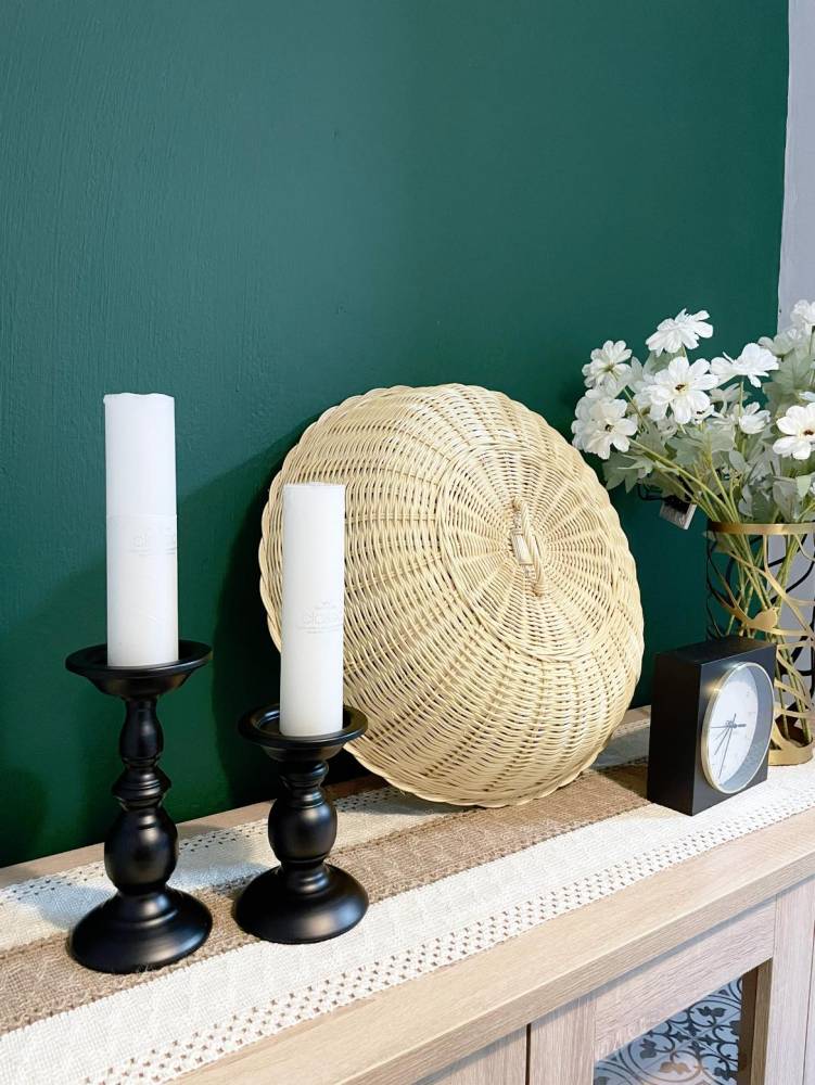 ‘Feature Wall’ Rona Hijau Cantik, Serlahkan Dapur Kecil ‘Vibe Cafe’