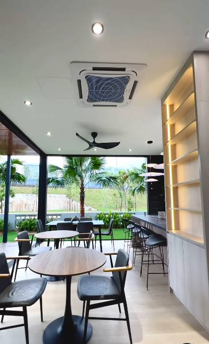Idea ‘LOUVERS SHELTER’ Berkonsep Inside Out, Ruang Santai Di Laman Rumah