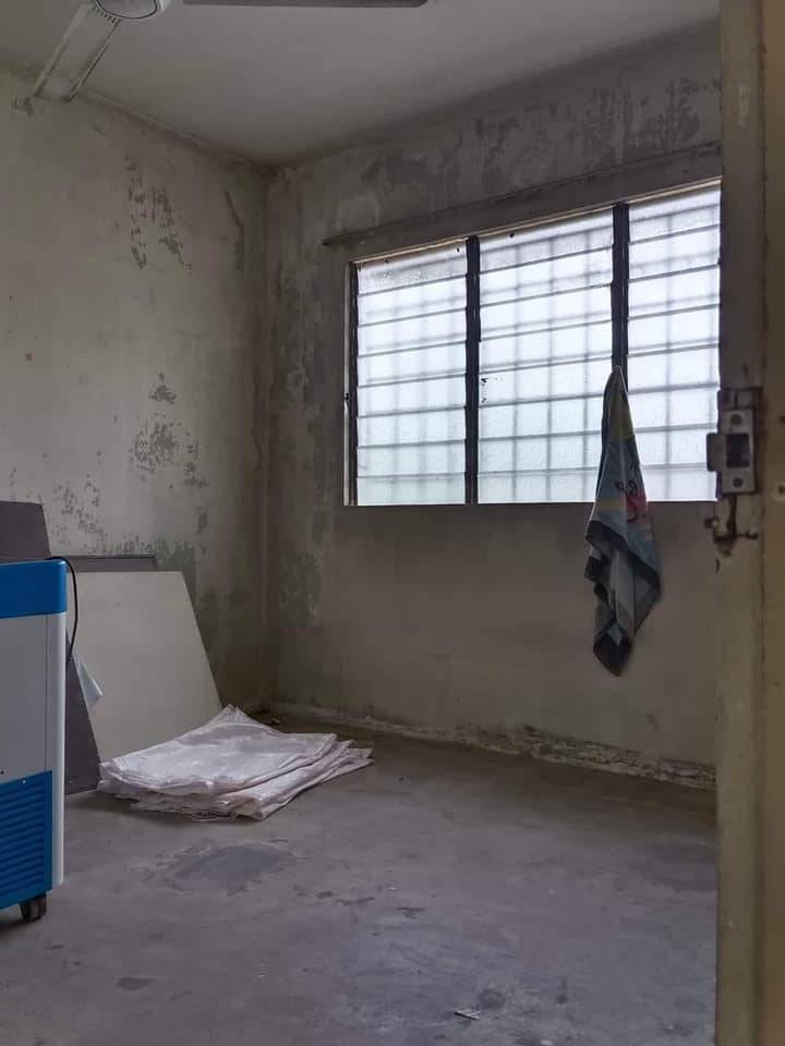 Jual Rumah Teres Pemilik Beli Flat Keluasan 753kps, Makeover Cantik & Selesa!