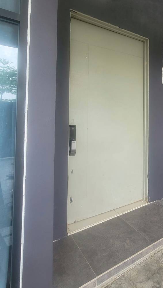 Berseri Pintu Rumah Nampak Mahal, Guna Fluted Wall & Kemasan Cat Matte Finished 10 Berseri Pintu Rumah Nampak Mahal, Guna Fluted Wall & Kemasan Cat Matte Finished