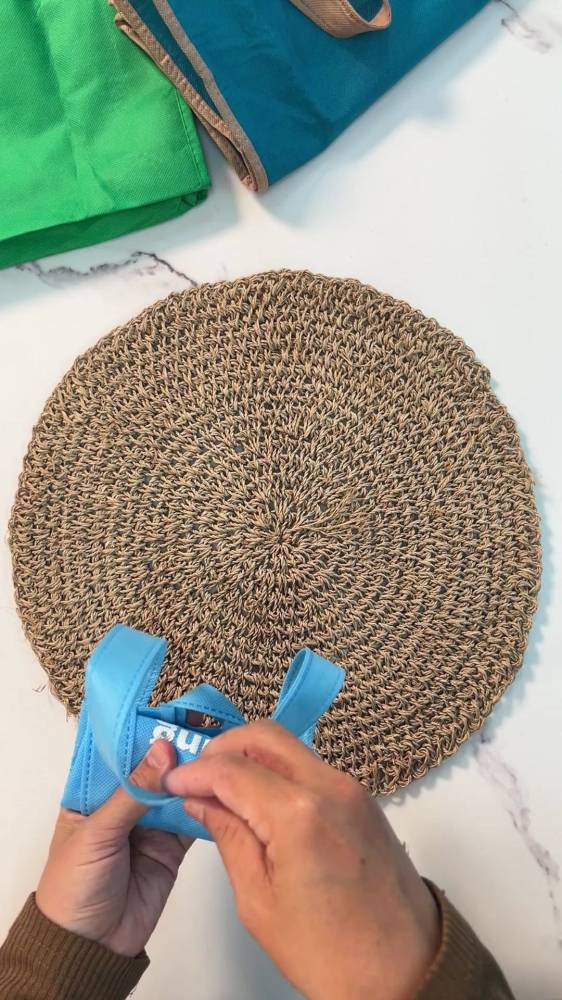 Cara Mudah Lipat ‘Non Woven Bag’, Elok Kemas Jimat Ruang!