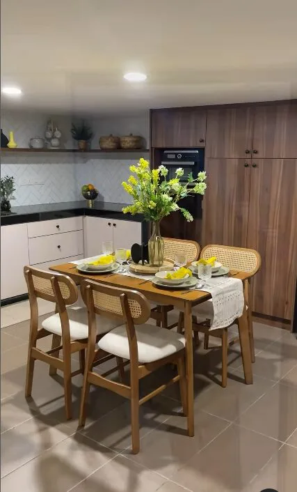 Nubhan Beri Kejutan, Cantik Hasil Renovasi Dapur Baru 'Mak Jenny' 6 Nubhan Beri Kejutan, Cantik Hasil Renovasi Dapur Baru ‘Mak Jenny’