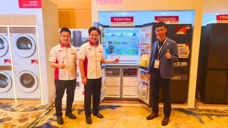 Peti Sejuk Terbesar Asia Dari Toshiba, Simbol 95 Tahun Inovasi & Gaya