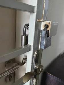 Cara Atasi Penyewa Degil, Tak Bayar Sewa & Tak Nak Keluar Rumah!