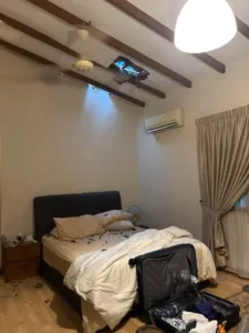 Sekeluarga TRAUMA! Bumbung Rumah ‘Bocor’ Jubin Granit Projek Pembinaan Jatuh Terpelanting