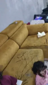 Ibu Cuci Tandas Dalam Bilik, 3 Beradik ‘Buat Kerja’ Sakan Conteng Muka, Karpet & Sofa!