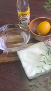 Microwave Berbau Busuk, Bersihkan Guna Lemon & Cuka!