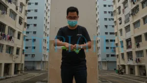 Kondisi Menyedihkan Di Flat Kos Rendah, Bila Bumbung Koridor Jadi Tapak Longgokan Sampah 43 Kondisi Menyedihkan Di Flat Kos Rendah, Bila Bumbung Koridor Jadi Tapak Longgokan Sampah