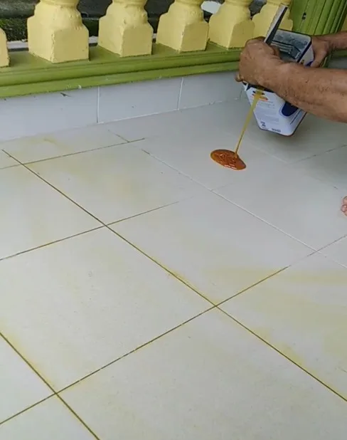 Teknik Pasang Sendiri Lantai Vinyl Gaya “Tulang Ikan” Cara Jimat Tak Membazir!