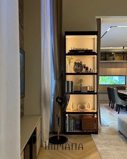 Refleksi Siling Tinggi 20 Kaki, Teres Konsep Moden Kontemporari Tampak Luas & Lapang!