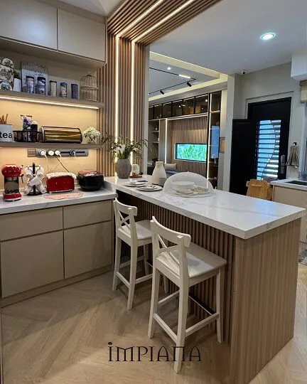 Refleksi Siling Tinggi 20 Kaki, Teres Konsep Moden Kontemporari Tampak Luas & Lapang!