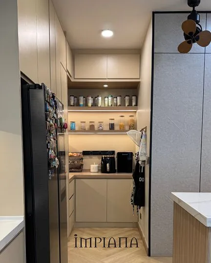 Refleksi Siling Tinggi 20 Kaki, Teres Konsep Moden Kontemporari Tampak Luas & Lapang!