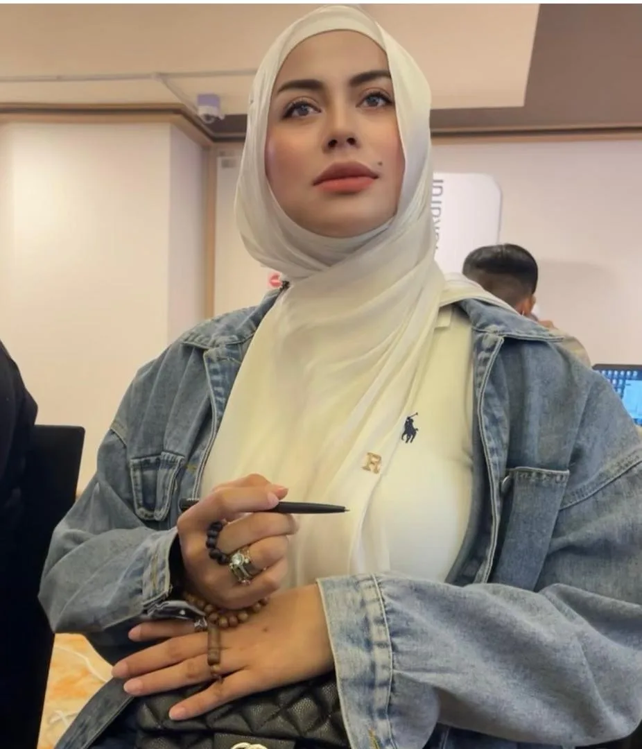 Tular Rumah Rebecca Nur Al Islam Dilelong RM2.9 Juta - Nilai Sebenar Mengejutkan! 4 Tular Rumah Rebecca Nur Al Islam Dilelong RM2.9 Juta – Nilai Sebenar Mengejutkan!