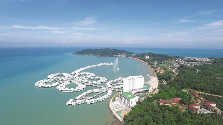 Terjemahan Bentuk Bunga Kebangsaan Tarikan Ulung Lexis Hibiscus Di Persada Industri Pelancongan Tempatan