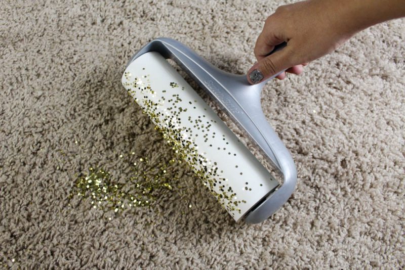 GettingglitteroutofthecarpetwithScotchBritelintroller. IMPIANA