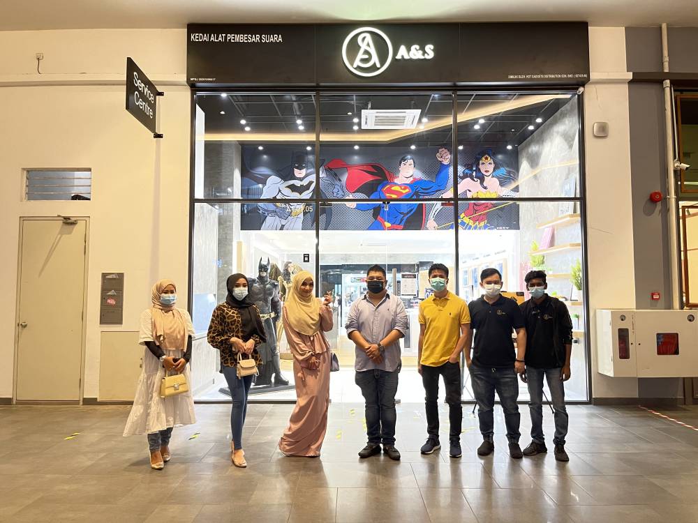 Pembukaan A&S Concept Store dan Service Center dengan Tema Komik DC 3 Pembukaan A&S Concept Store dan Service Center dengan Tema Komik DC 3